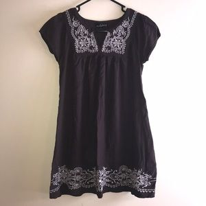One clothing XL embroidered gray tunic/dress EUC